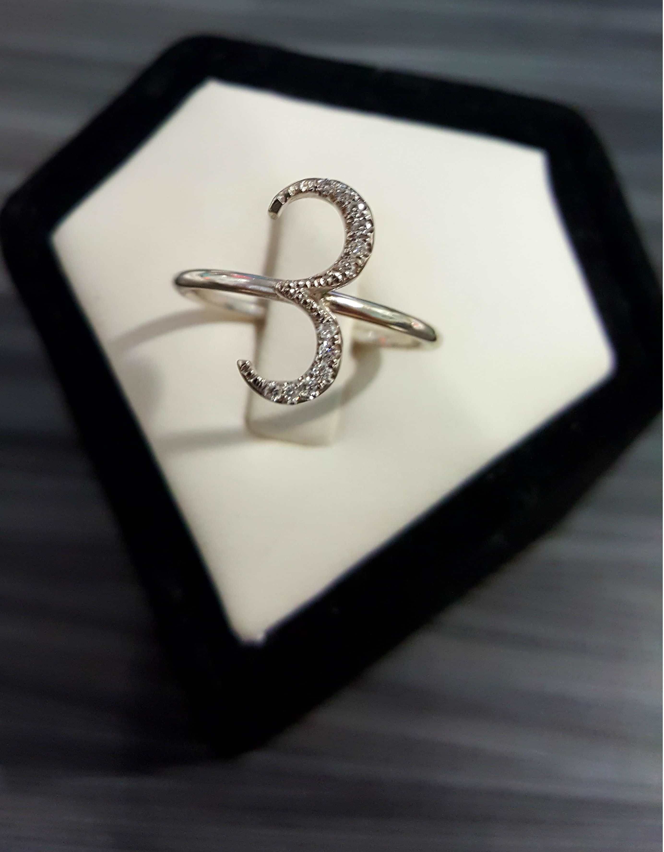14K White Gold Diamond Ring