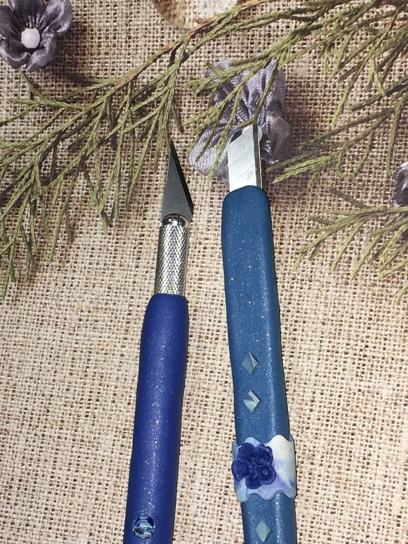 Blue Craft Blade set with flowers - Image 2