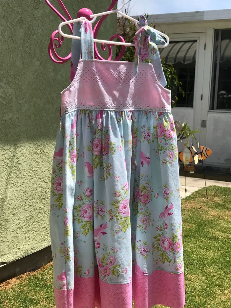 Pretty Bird Eyelet Dress size 7